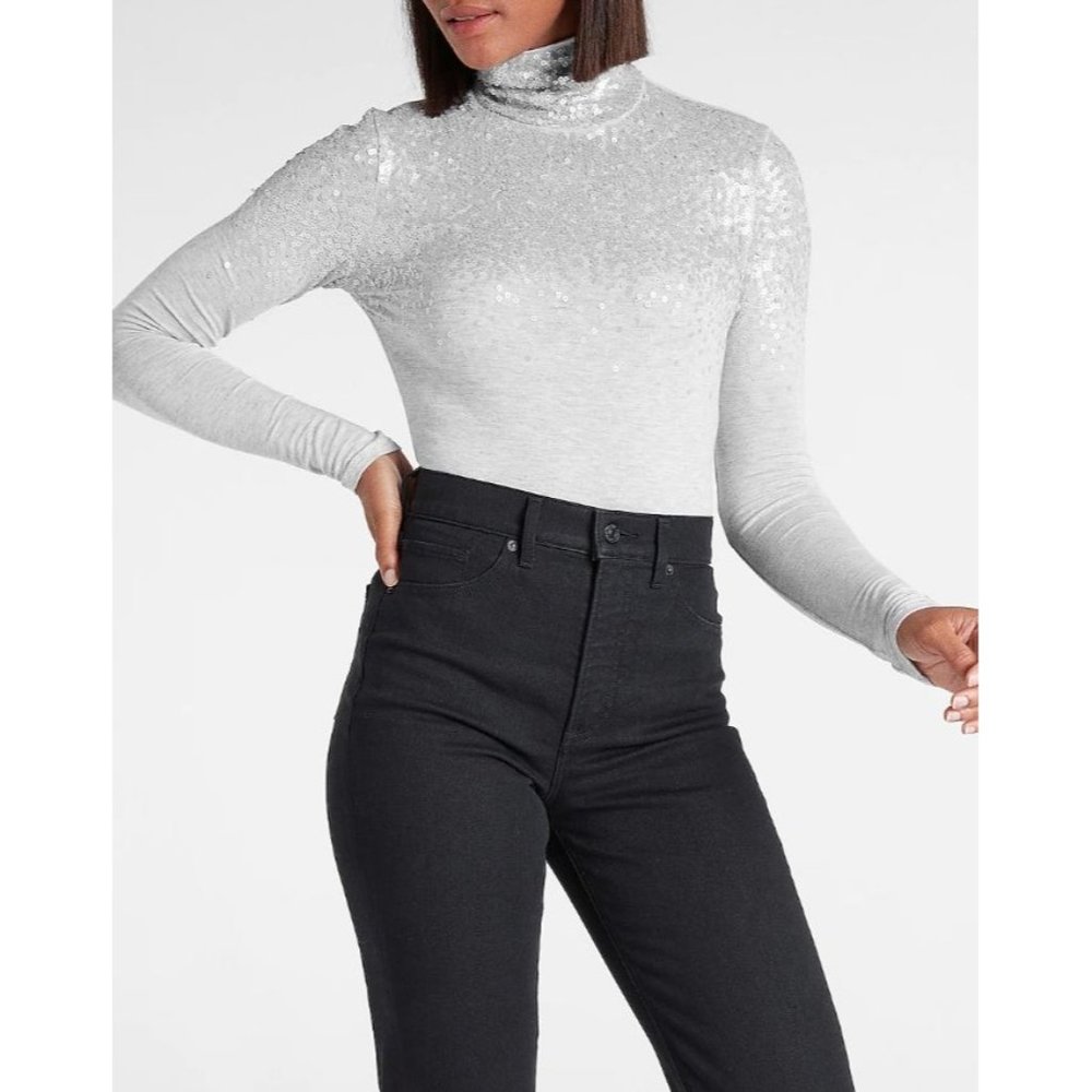 Express Womens M Heather Gray Long Sleeves Cascadi